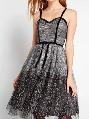 ModCloth x Collectif Florence Occasion Swing Dress Silver - 24